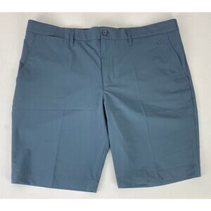 Men J. Lindeberg Eloy Tapered Micro Stretch performance chino golf shorts, 38